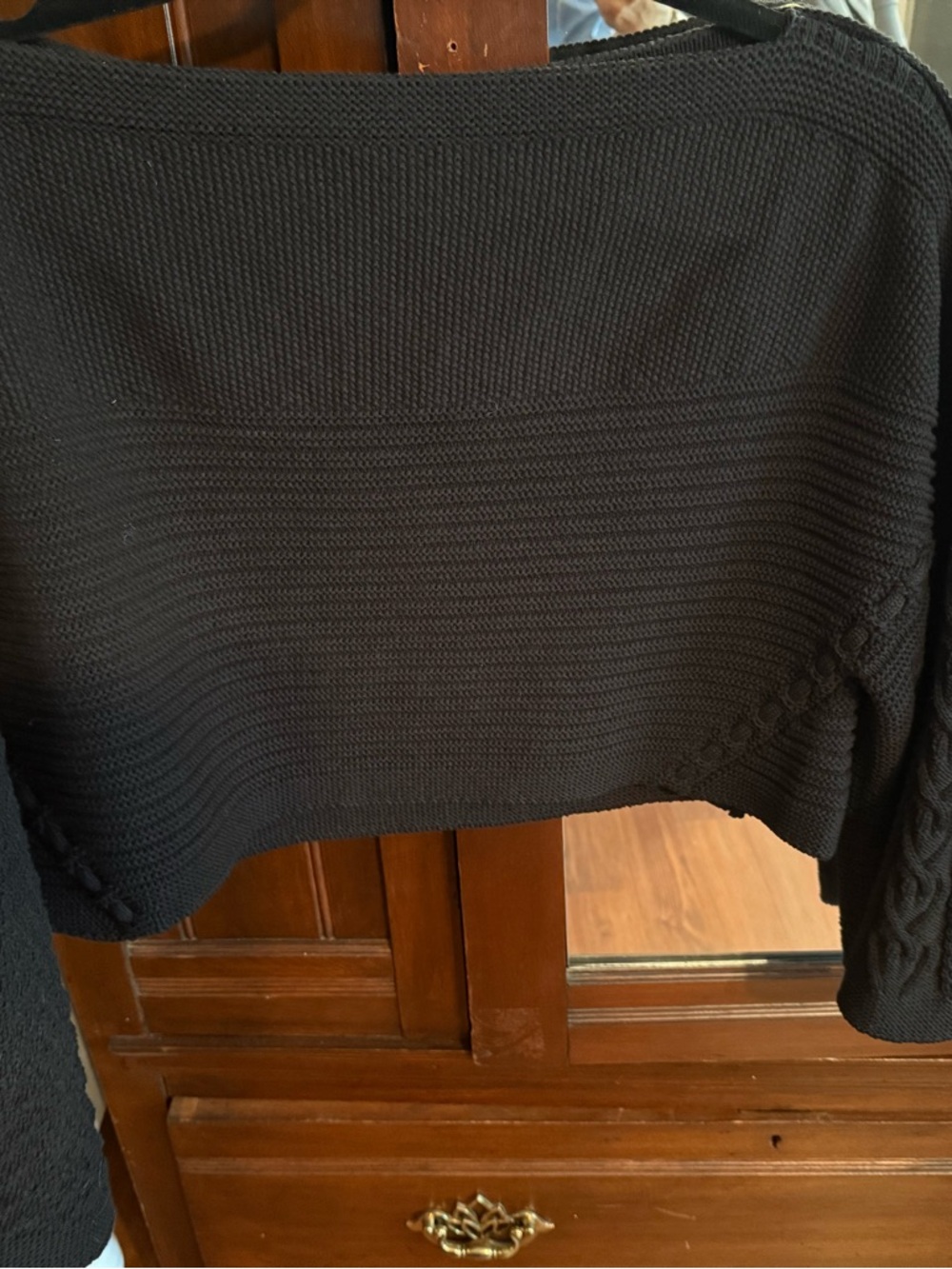 CHANEL Black Off-the-Shoulder Cable Knit Sweater with Logo - Picture 5 of 8